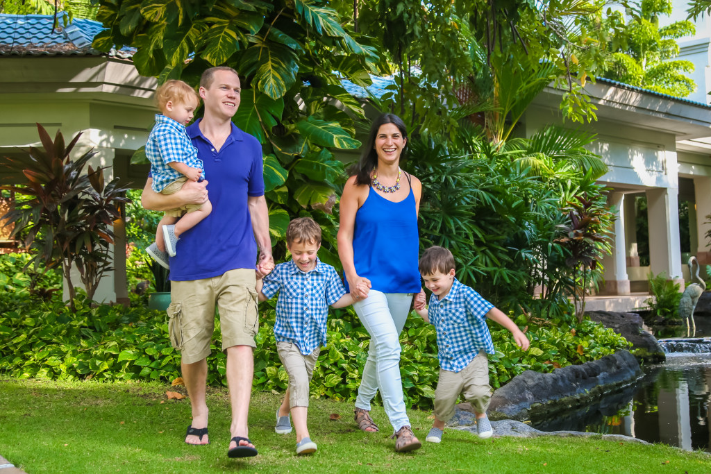 family pic hawaii