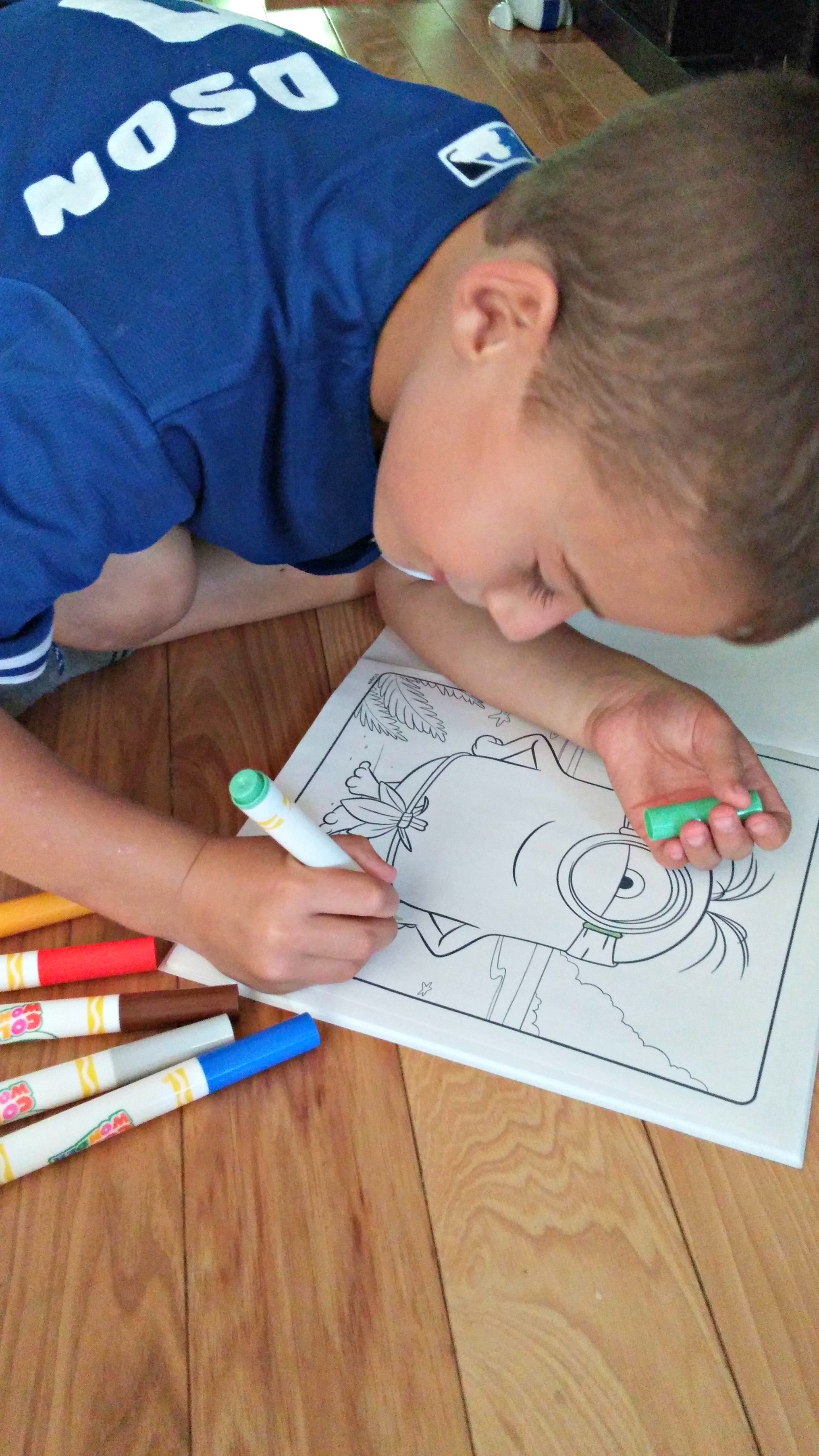 mess-free-colouring-crayola-color-wonder-review