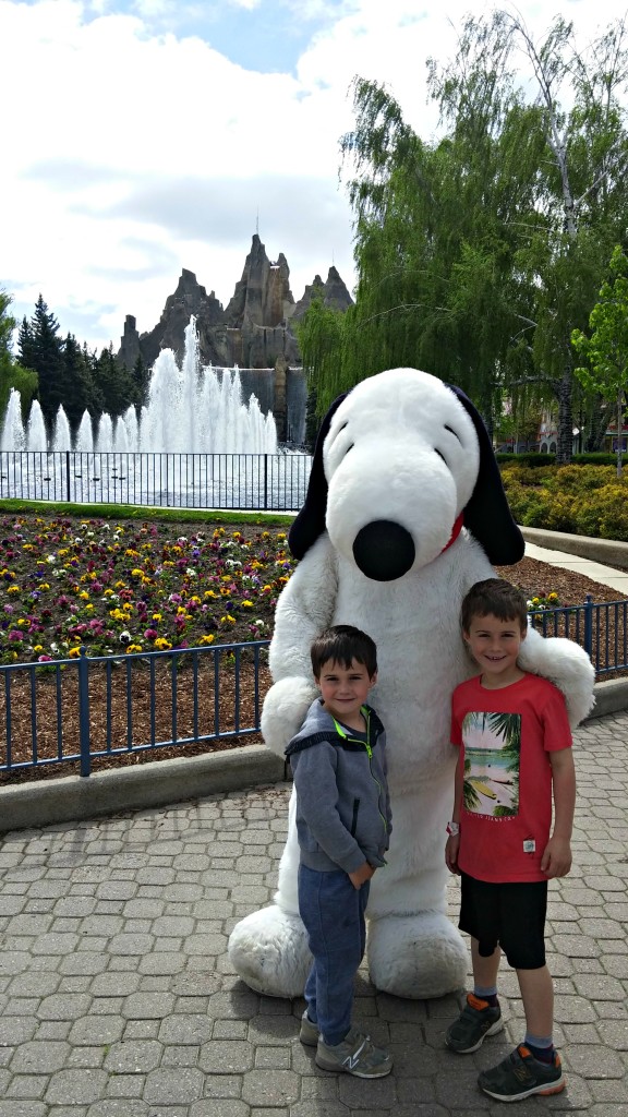 Wonderland Kyle & Ryan w Snoopy